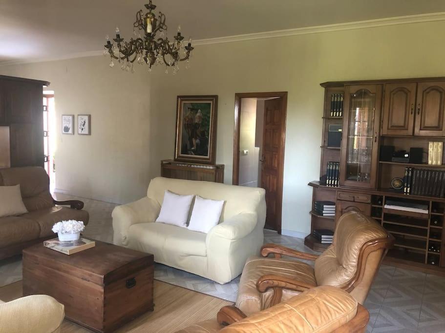 Casa Mercedes Пуэнтеареас Экстерьер фото