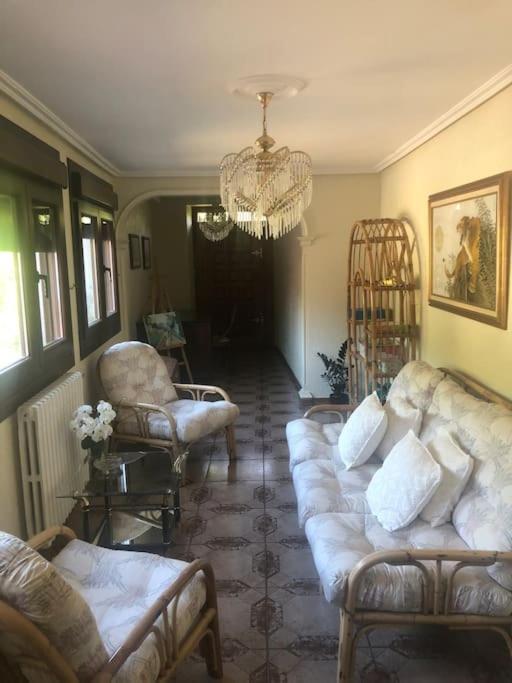 Casa Mercedes Пуэнтеареас Экстерьер фото